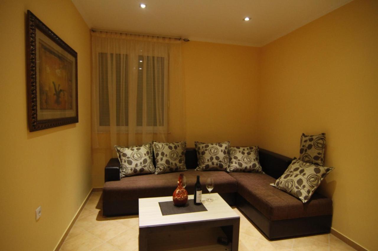 Kopernikus Apartments Ulcinj Ruang foto