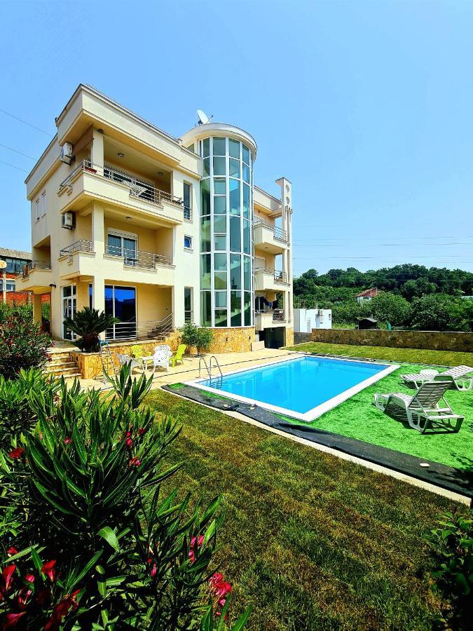 Kopernikus Apartments Ulcinj Bagian luar foto