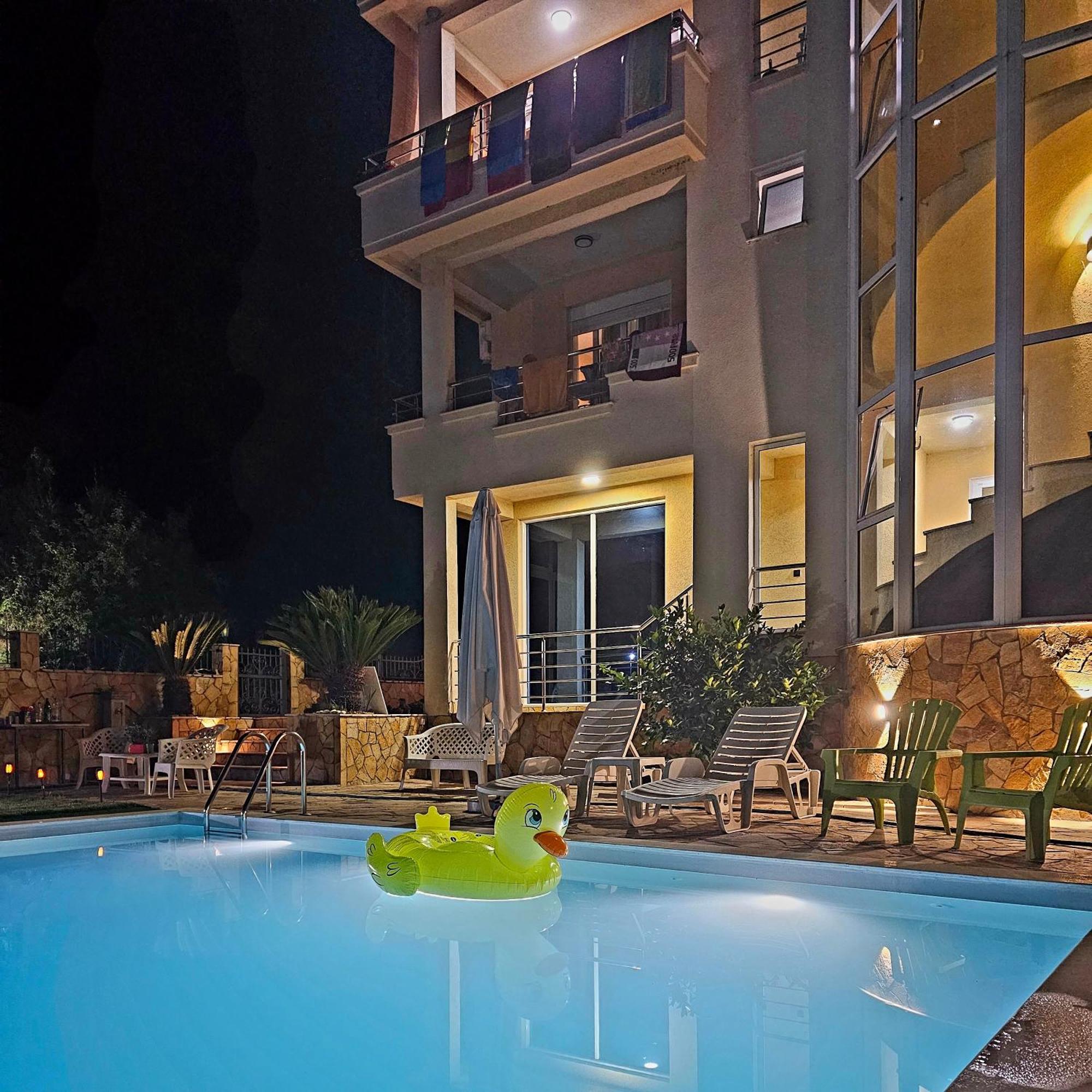 Kopernikus Apartments Ulcinj Bagian luar foto