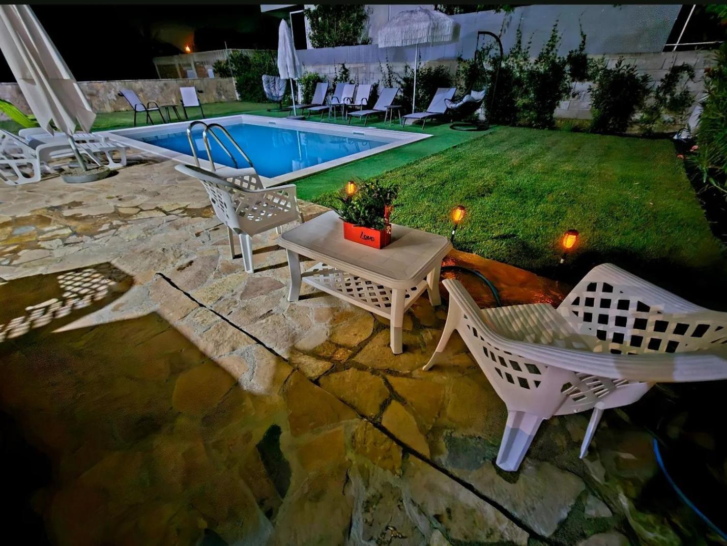 Kopernikus Apartments Ulcinj Bagian luar foto